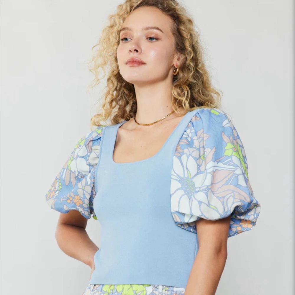 Current Air CONTRAST SLEEVE KNIT TOP‎ - NWT